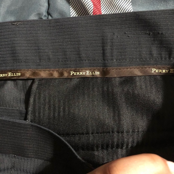 Perry Ellis Men’s Black Dress Pants - Picture 4 of 5